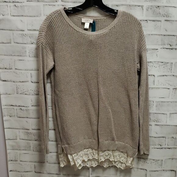 Loft top  - Picture 1 of 3